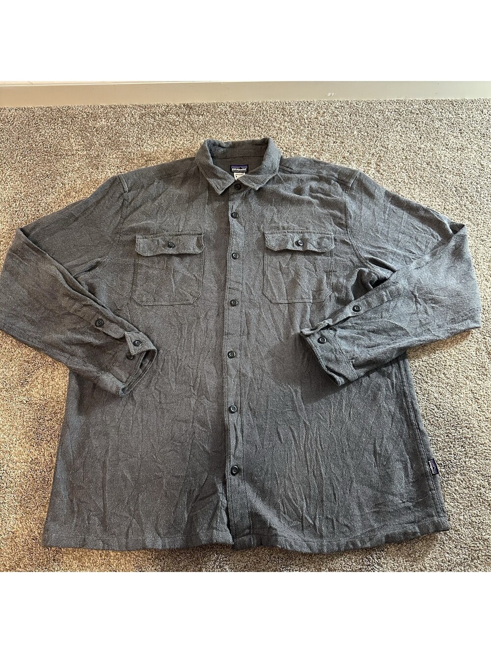 PATAGONIA Size XL Mens Fjord Thick Flannel Sport Shirt Gray Pockets Cotton